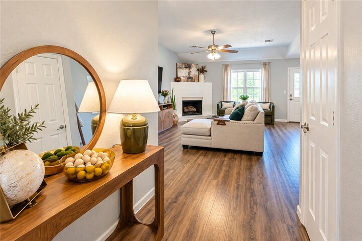 Property Photo: 1090 Sunflower Street AR 72719