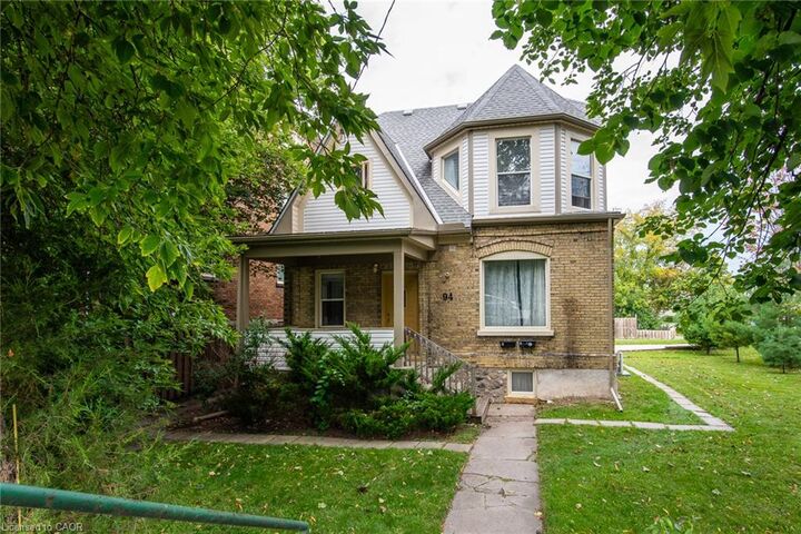 Property Photo:  94 Margaret Avenue  ON N2H 4H6 