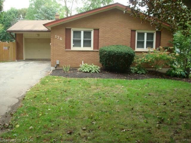 Property Photo:  126 Avondale Road  ON N3C 2E6 