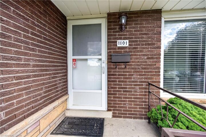 Property Photo:  1101 Mohawk Road E  ON L8T 2S4 
