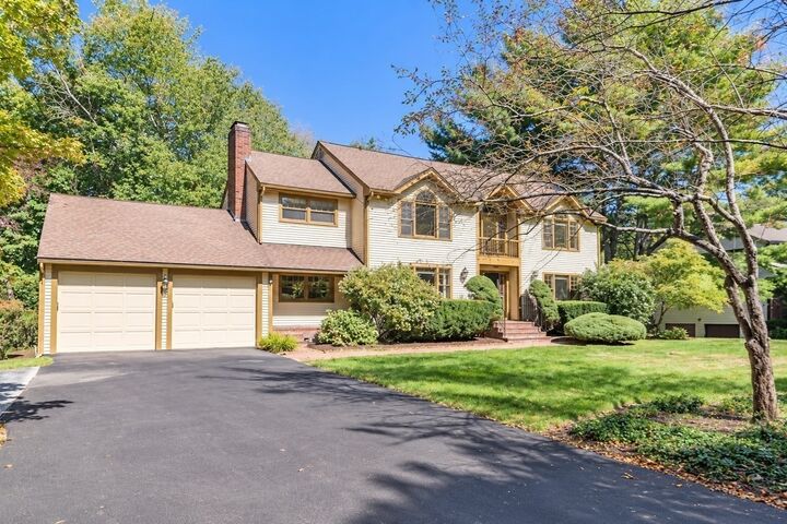 Property Photo:  9 Solomon Pierce Rd  MA 02420 