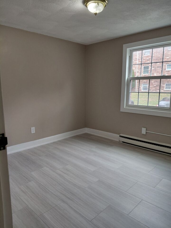 Property Photo: 8 Walker Rd 6 MA 01845