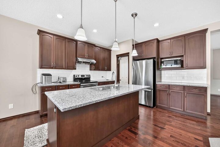 Property Photo:  36 Auburn Bay Avenue SE  AB T3M 0K7 