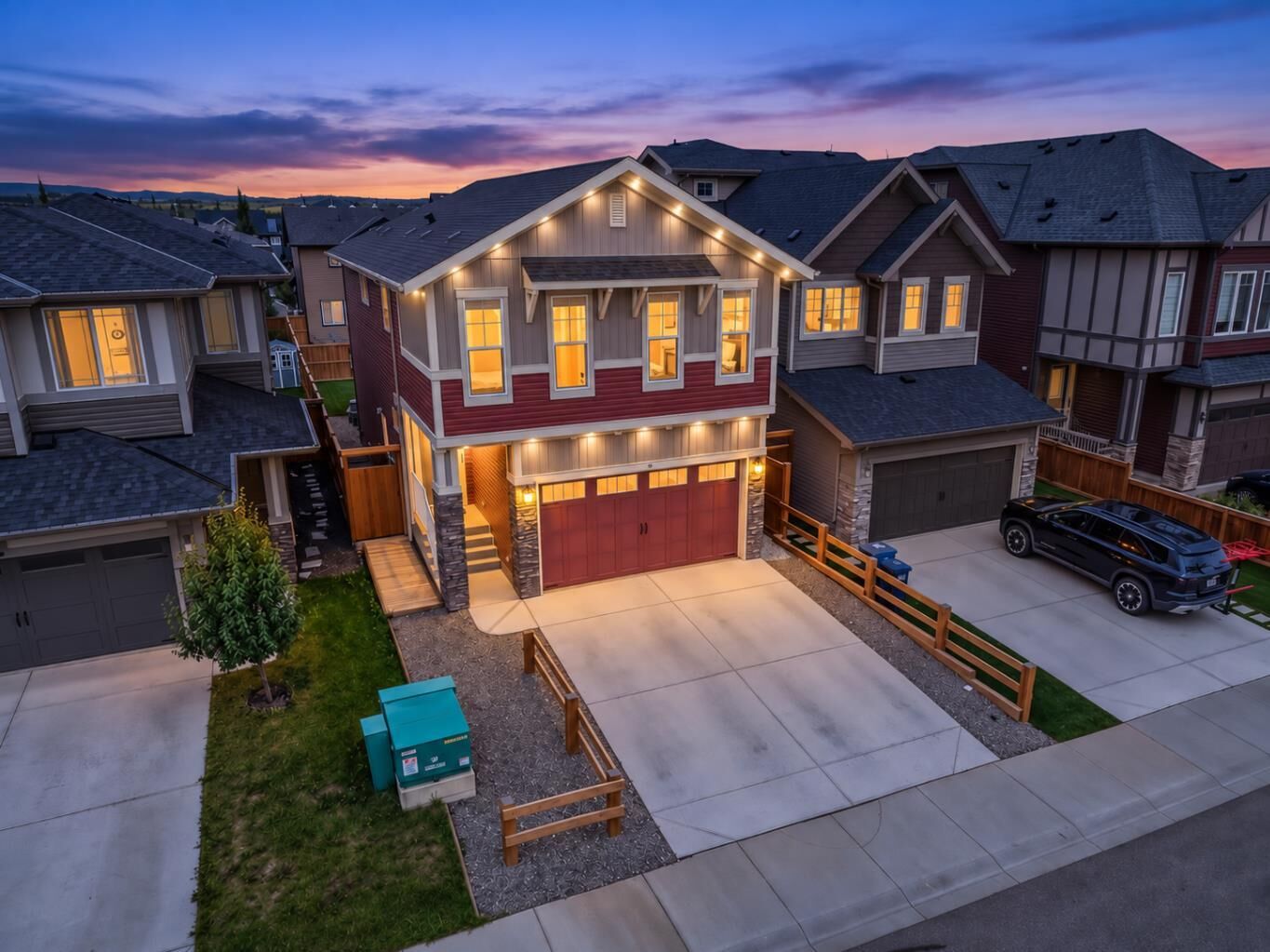 Property Photo:  65 Morgan Street  AB T4C 2R6 