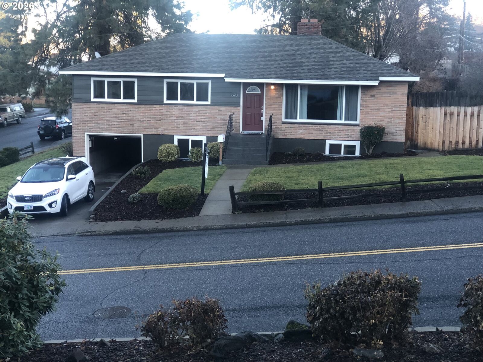 Property Photo: 1820 Jefferson St OR 97058