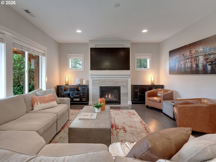 Property Photo:  15109 NW Todd St  OR 97006 
