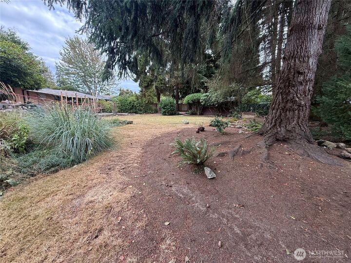 Property Photo: 86 Xx Holly Lane WA 98026