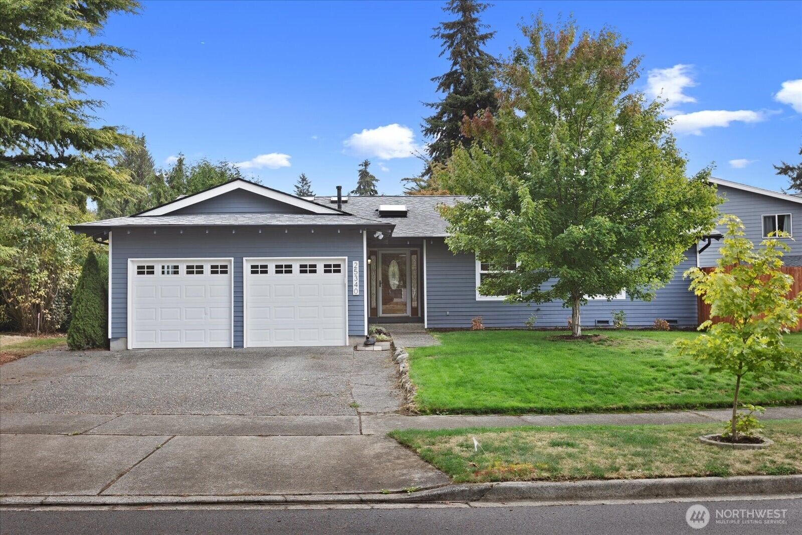 Property Photo:  25340  36th Place S  WA 98032 