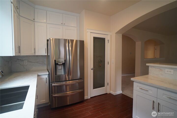 Property Photo: 9510 205th Street Ct E WA 98338