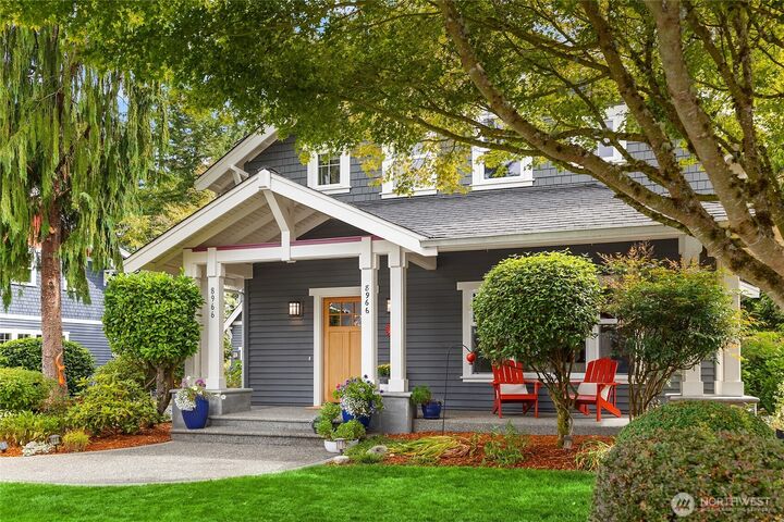 Property Photo: 8966 North Town Dr. NE WA 98110