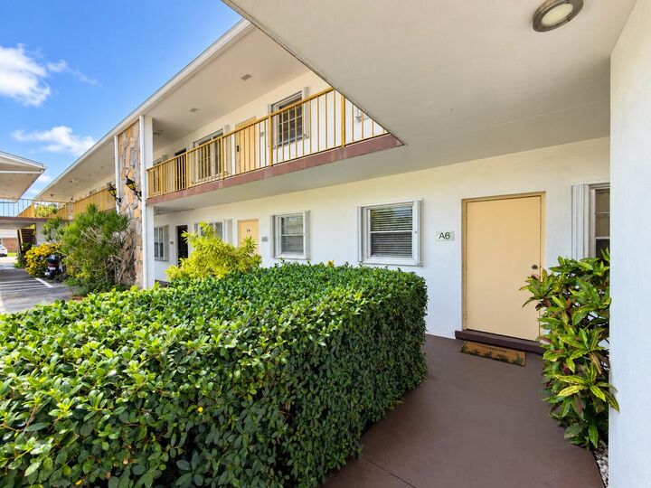 Property Photo:  111 Cleveland Street A - 6  FL 33461 
