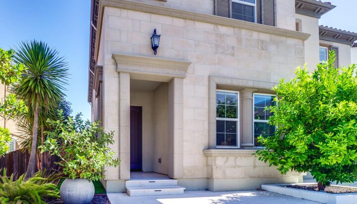 Property Photo: 1137 Rosamund Drive CA 94582
