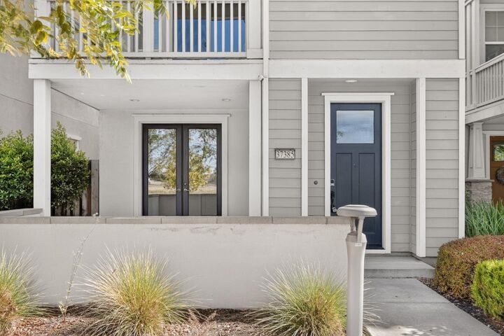 Property Photo:  37385 Bay Crest Road  CA 94560 