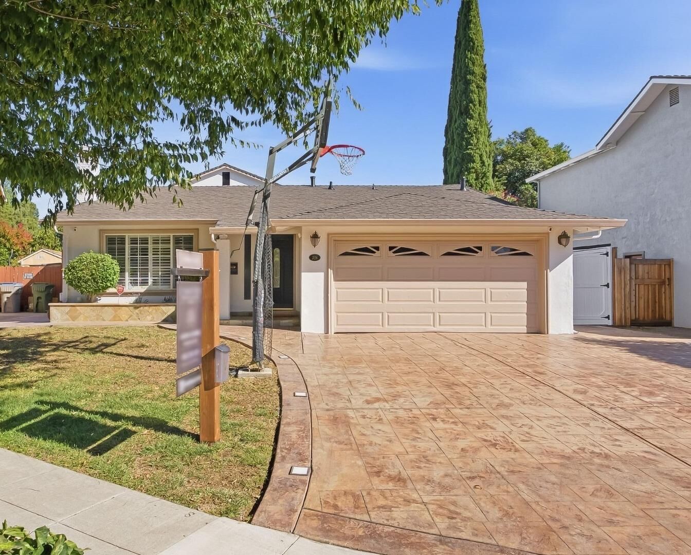 Property Photo: 206 Sherry Court CA 95119