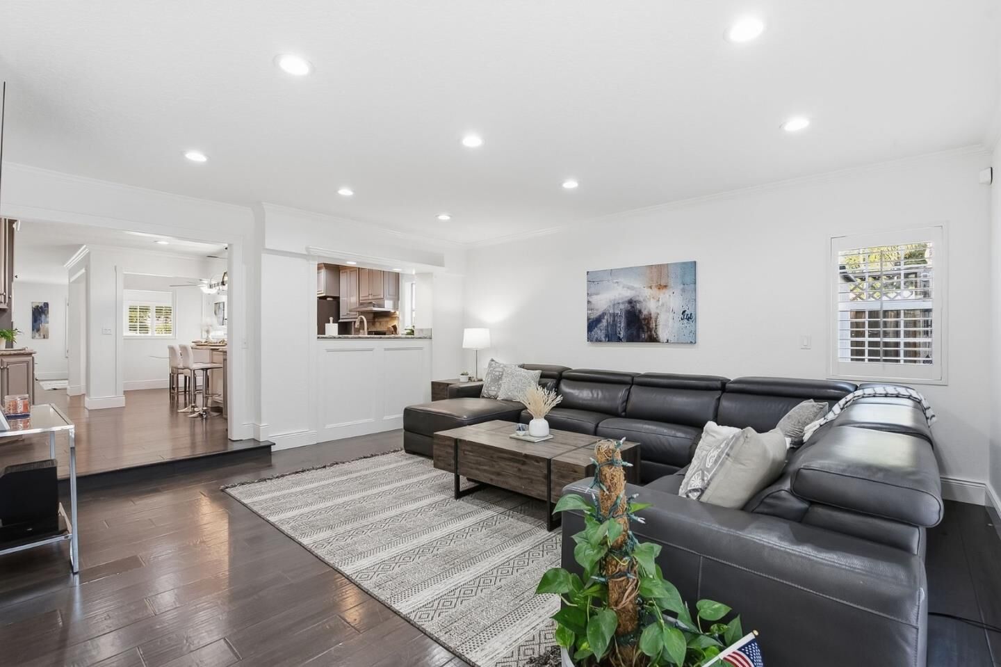 Property Photo: 206 Sherry Court CA 95119