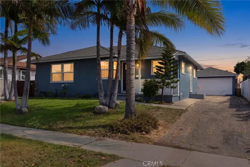 Property Photo:  21514 Anza Avenue  CA 90503 