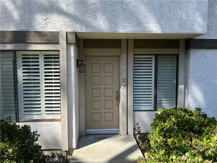 Property Photo: 27943 Ridgebluff Court CA 90275