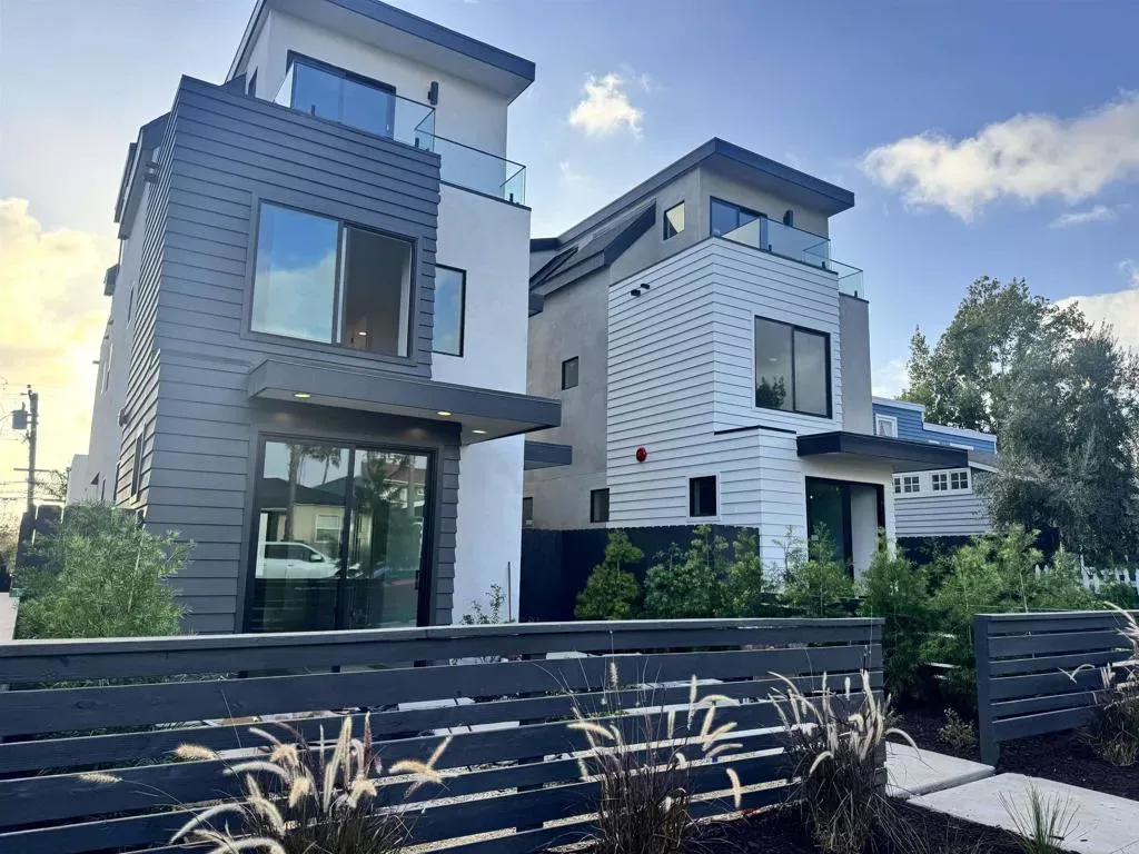 Property Photo: 4064 Haines Street CA 92109