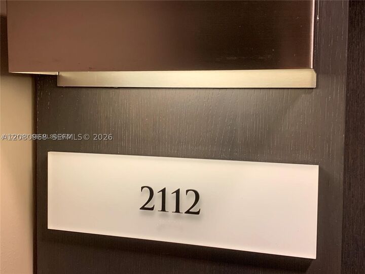 Property Photo: 900 Biscayne Blvd 2112 FL 33132