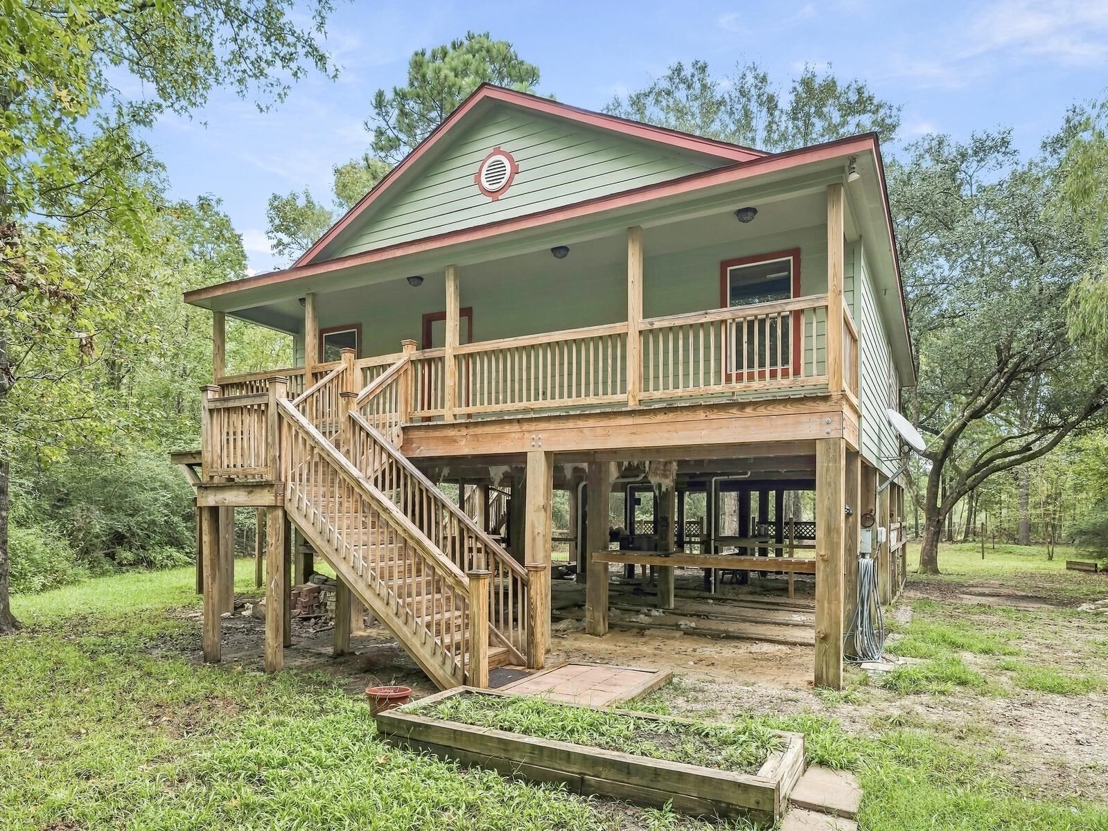 Property Photo:  1110 Turner Dr  TX 77611 