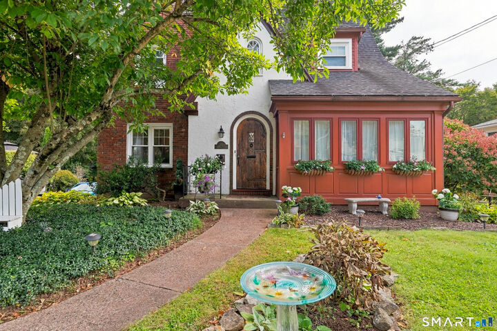 Property Photo:  32 Gerard Street  CT 06040 