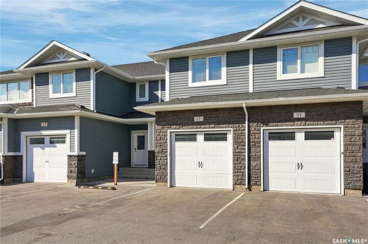Property Photo:  115 Veltkamp Crescent 52  SK S7T 0T7 