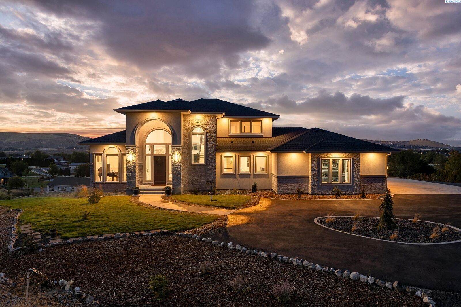 Property Photo: 30442 S 984 Pr SE WA 99338