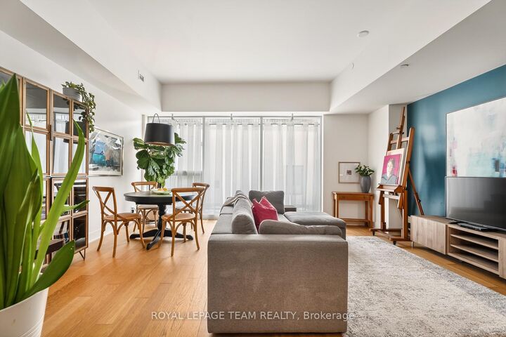 Property Photo:  485 Richmond Road 103  ON K2A 3W9 