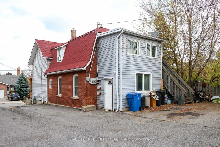 Property Photo:  60 William Street  ON L9W 2R9 