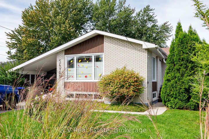 Property Photo:  7 Willow Street  ON L9Y 2H9 