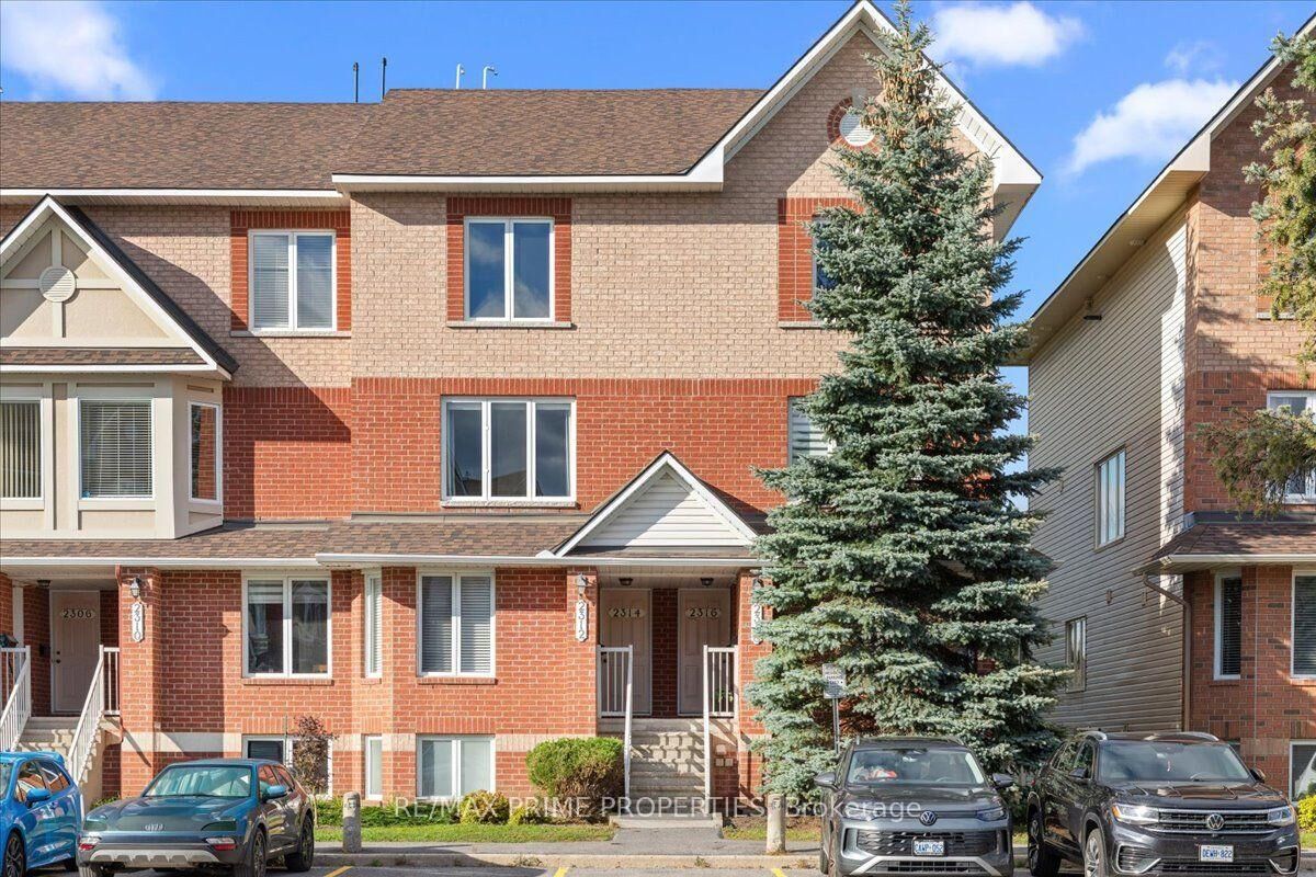 Property Photo:  2314 Bois Vert Place  ON K4A 4T8 