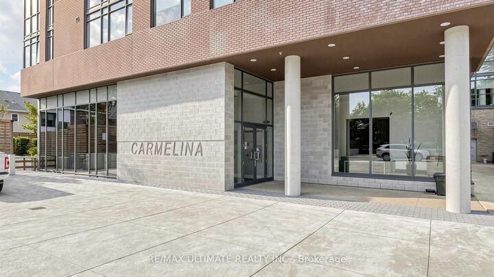 Property Photo:  2055 Danforth Avenue 404  ON M4C 1J8 
