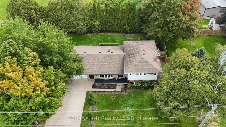 Property Photo:  21 Peggy Avenue  ON N0J 1N0 