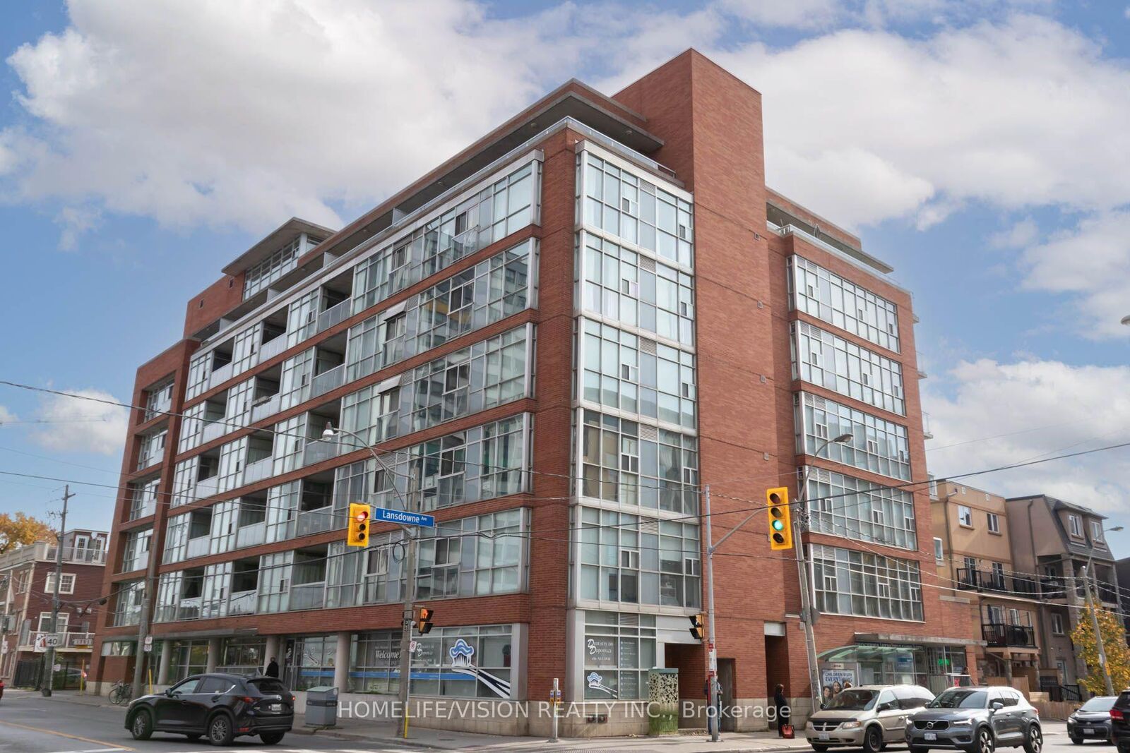 Property Photo: 1375 Dupont Street 502 ON M6H 4J8