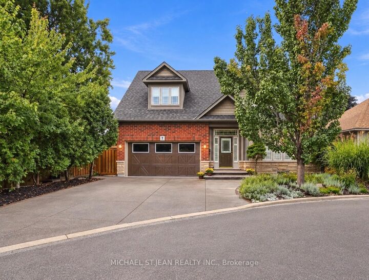 Property Photo:  31 Book Road 7  ON L3M 2M3 