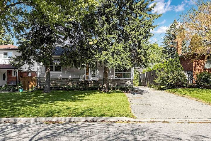 Property Photo:  74 Minerva Avenue  ON M1M 1V4 