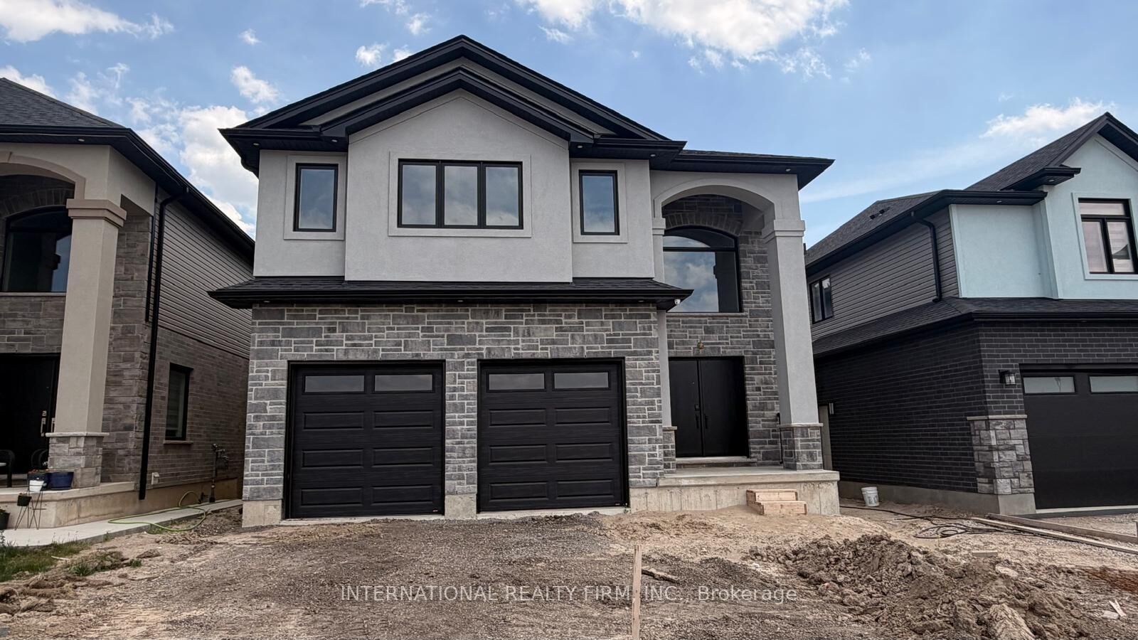 Property Photo:  891 Darnley Boulevard Basement  ON N6M 0L9 