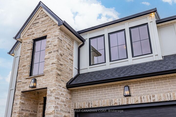 Property Photo: 2211 Darwin Crescent ON N6P 0J6