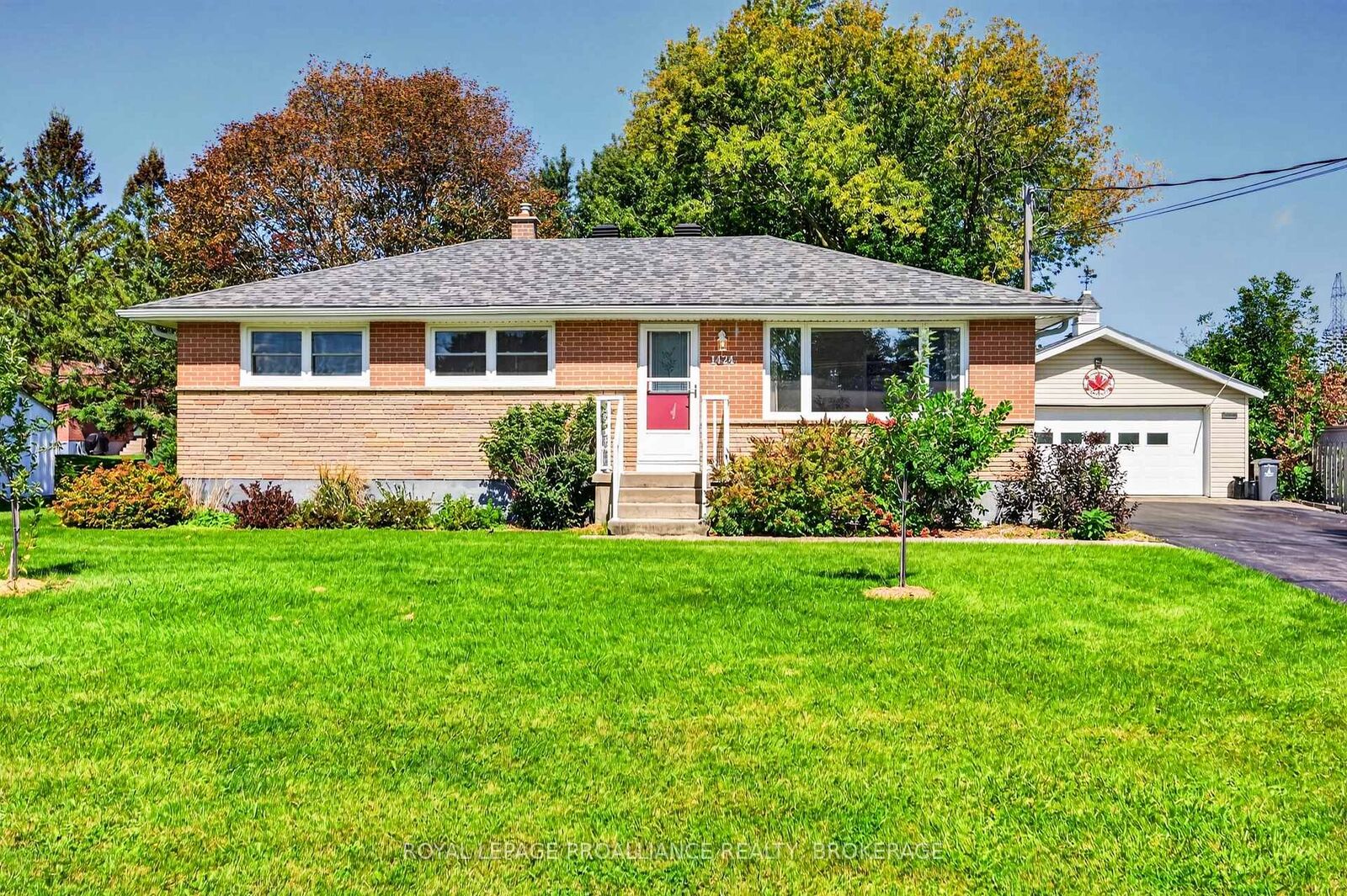 Property Photo:  1424 Heath Street  ON K7P 2V5 