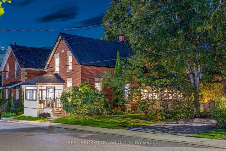 Property Photo:  74 Herriott Street  ON K7C 2A7 