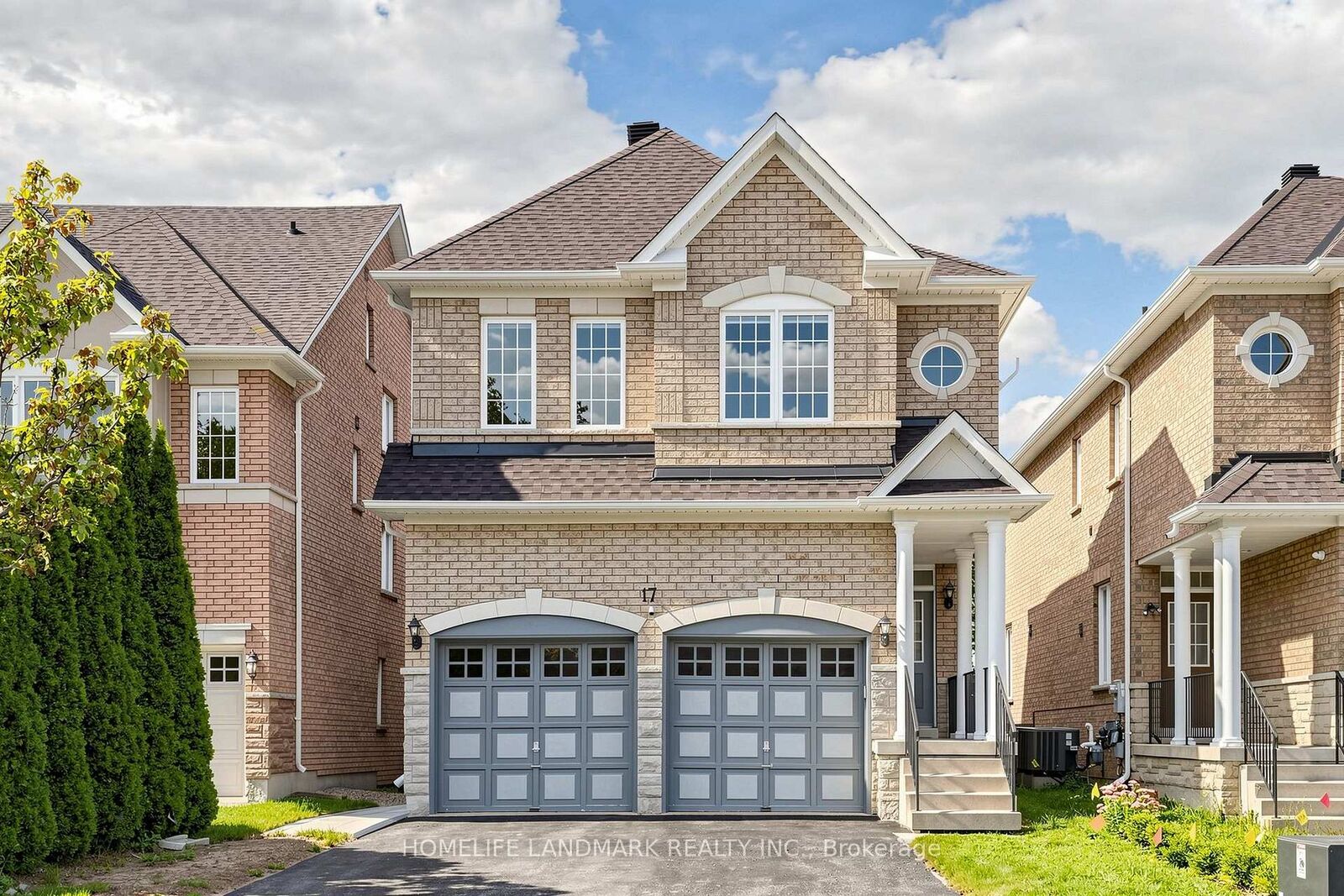 Property Photo: 17 Shell Court ON L4S 0B1