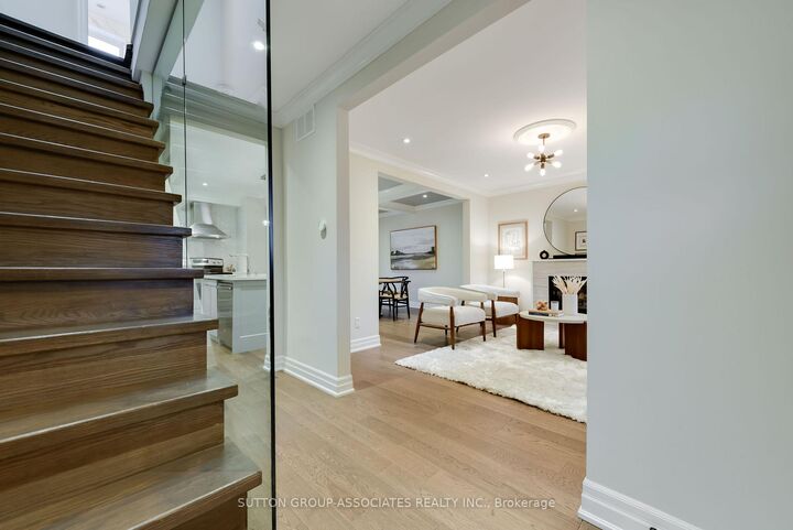 Property Photo:  71 Kersdale Avenue  ON M6M 1E2 