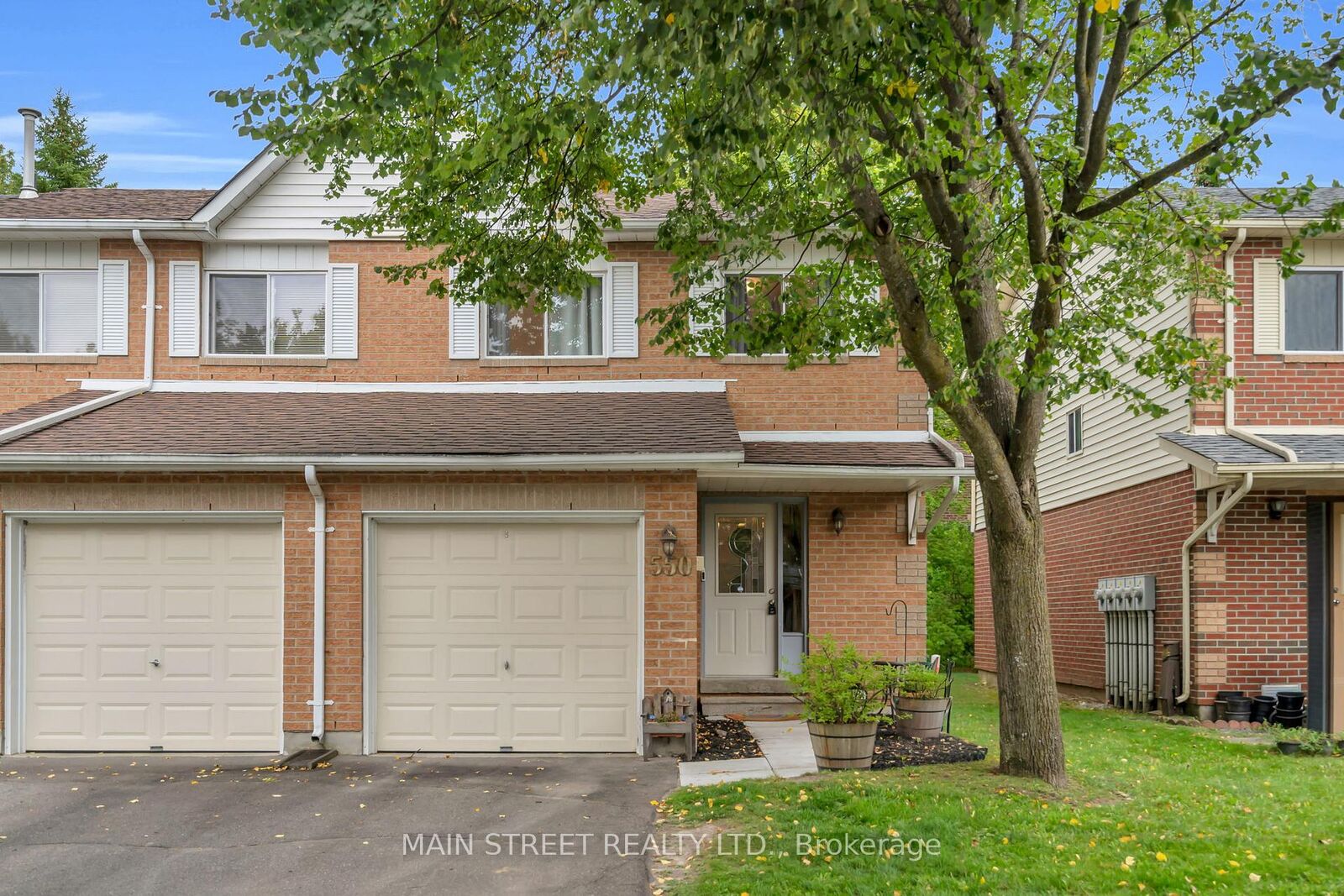 Property Photo: 550 Priddle Road ON L3X 1X8
