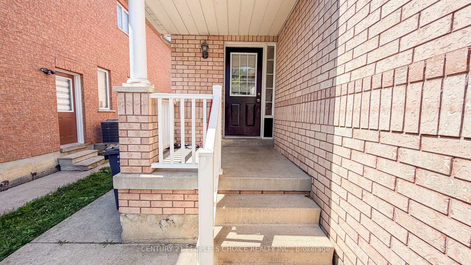 Property Photo: 20 Belinda Drive ON L7A 2W6