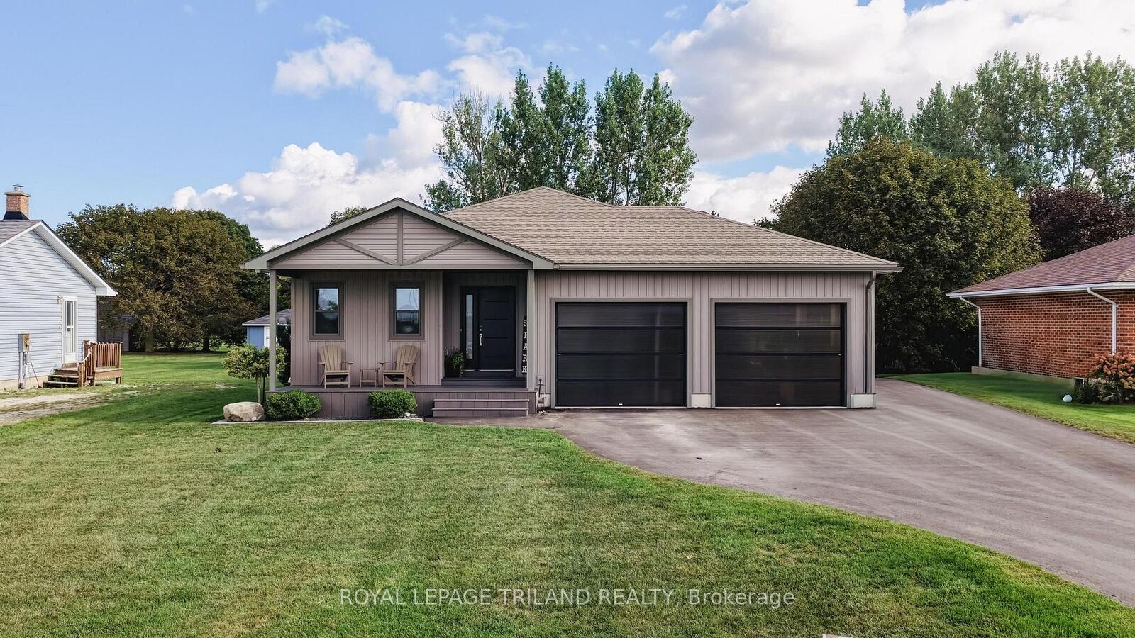 Property Photo:  51 Park Street  ON N0G 2R0 