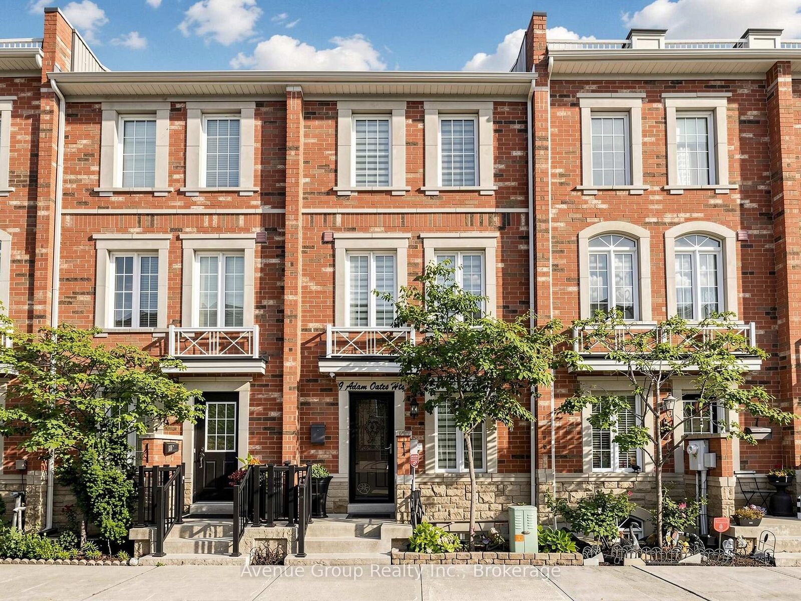 Property Photo:  9 Adam Oates Heights  ON M3L 0G2 