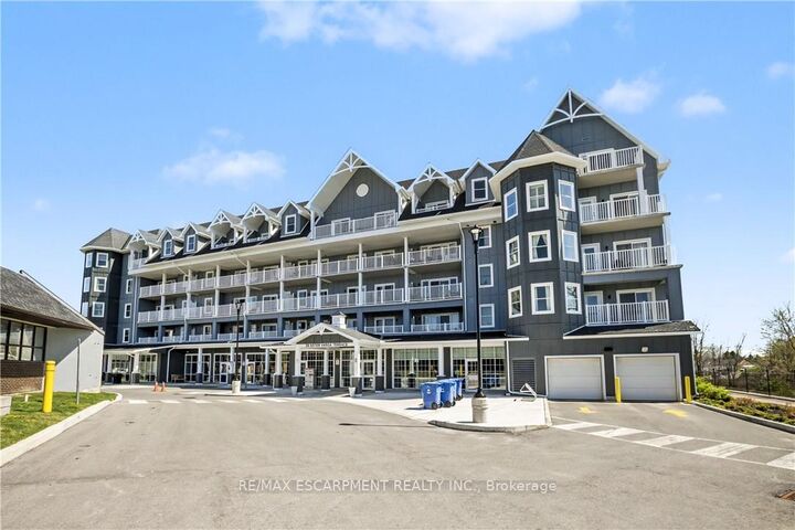 Property Photo:  39 Sister Varga Terrace 306  ON L9B 0J7 