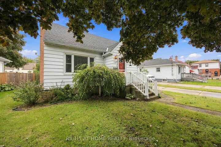 Property Photo:  139 Gordon Street  ON N7T 6N7 