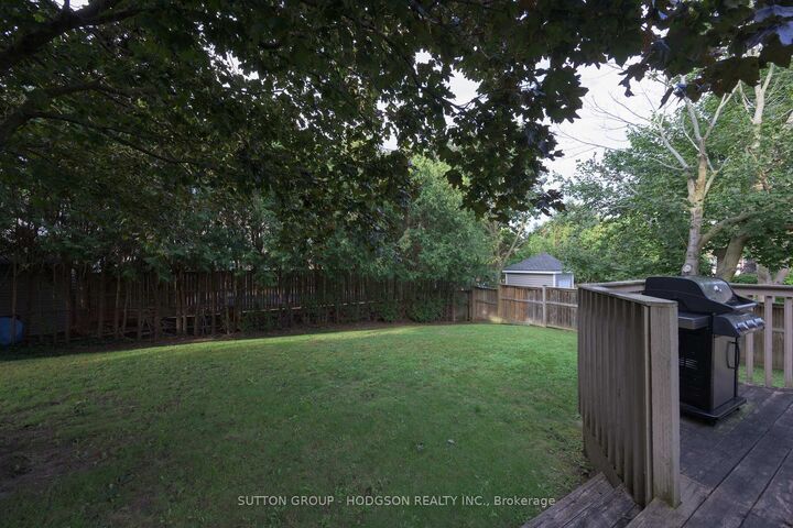 Property Photo: 61 Somerset Road ON N6K 3M6