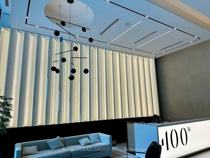Property Photo:  400 King Street W 2525  ON M5V 1K2 